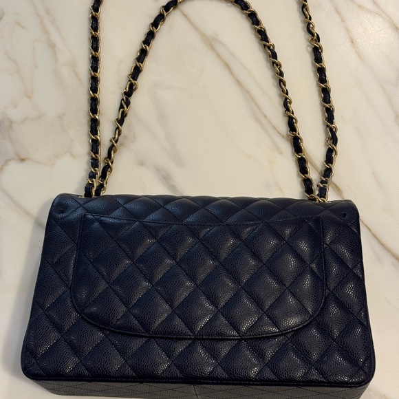Navy Blue CHANEL quilted caviar double flap bag in excellent condition! - Picture 2 of 7